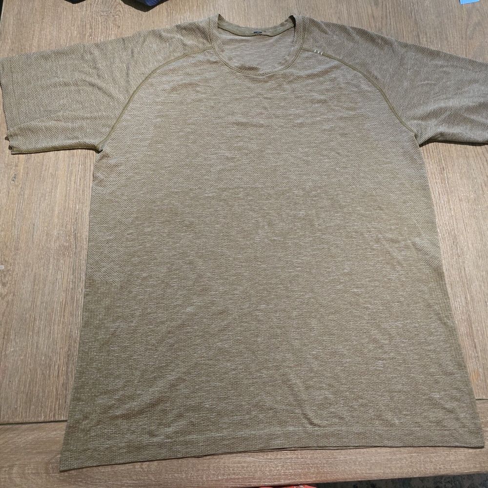 LULULEMON Men's Metal Vent‎ Tech Short Sleeve Size XXL